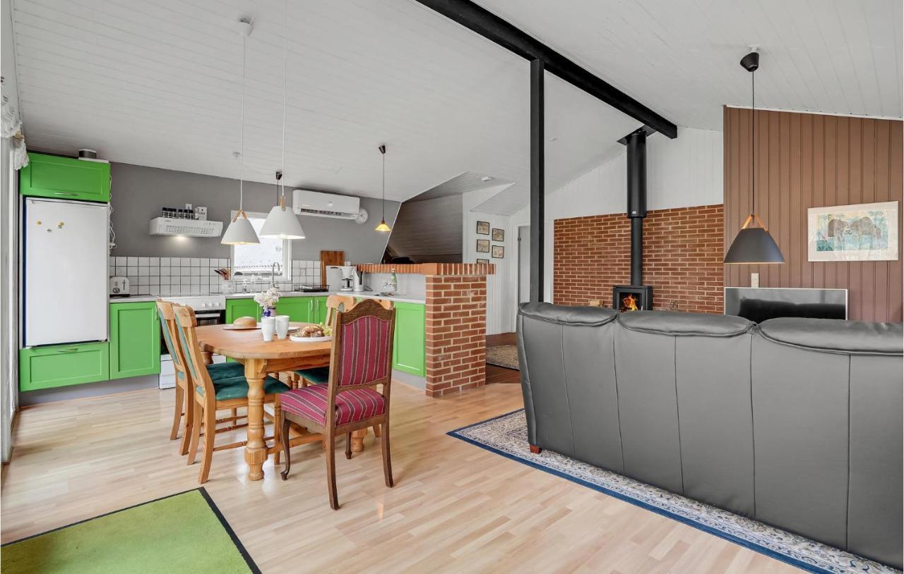 Beautiful Home In Herning With Kitchen Экстерьер фото